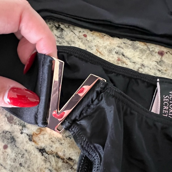 VS Set - Picture 2 of 5